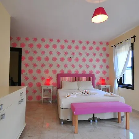Karia Holiday Villas 2 Tatil Evi